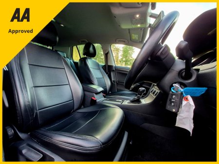 2015 Volkswagen Golf Lounge €13,500