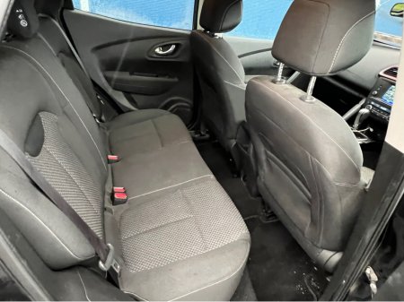 2017 Renault Kadjar 1.5 DCI DYNAMIQUE NAV 5 5DR A 110BHP AUTO €13,900 thumbnail