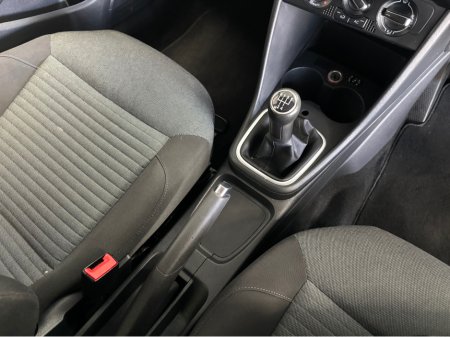 2011 Volkswagen Polo - thumbnail 9