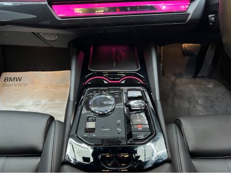 2024 BMW i5 2024 BMW I5 EDRIVE40 TOURING EXCELLENCE ELECTRIC AUTOMATIC / CRUISE CONTROL / 360° CAMERA / ELECTRIC MEMORY & HEATED SEATS / APPLE CARPLAY / PANORAMIC SUNROOF / PADDLE SHIFTERS / AMBIENT LIGHT thumbnail