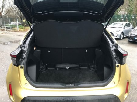 2023 Toyota Yaris Cross LUNA SPORT - GRANDONS €27,995 thumbnail