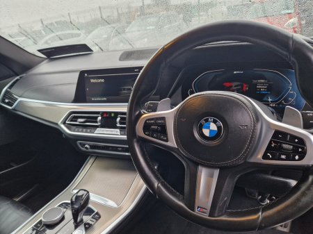 2021 BMW X5 xDrive45e M Sport €47,950 thumbnail