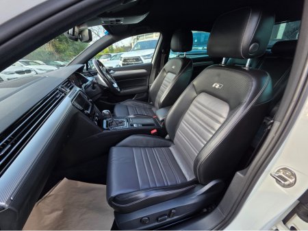 2016 Volkswagen Passat ( 162 REG 2.0 TSI R-LINE FULL LEATHER SEATS ELECTRIC HEATED SEATS SAT-NAV REV CAMERA BLIND-SPOT CARPLAY ANDROID AUTO €19,950 thumbnail