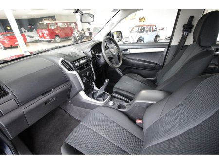 2017 Isuzu D-MAX - thumbnail 16