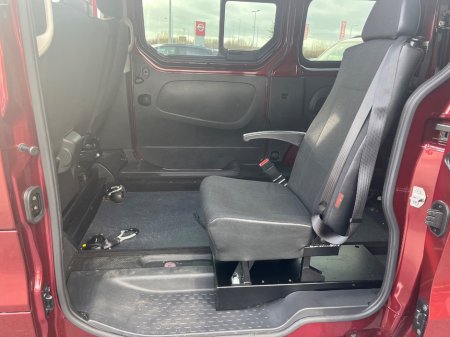 2023 Renault Trafic Passenger - thumbnail 15