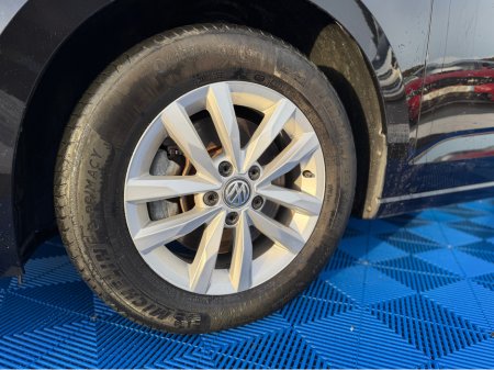 2018 Volkswagen Touran CL - 2.0L DIESEL - AUTO - 7 SEATS - 12M WARRANTY - CAR: €19,950 thumbnail