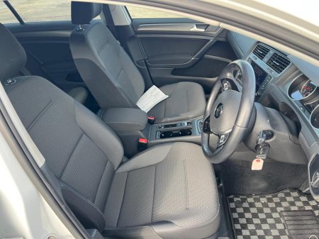 2014 Volkswagen Golf - thumbnail 3