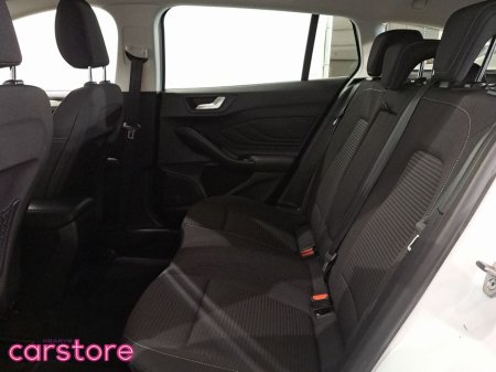 2021 Ford Focus - thumbnail 10