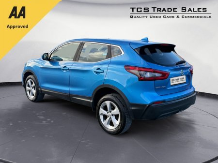 2017 Nissan Qashqai - thumbnail 4