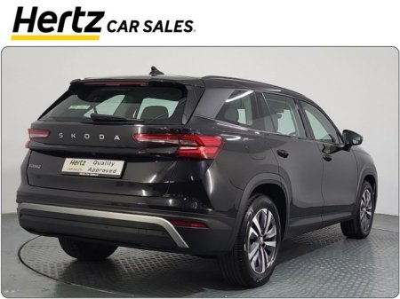 2024 Skoda Kodiaq SELECTION 150HP 2.0TDI Diesel Automatic €47,995 thumbnail