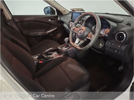 2021 Nissan Juke - view 2