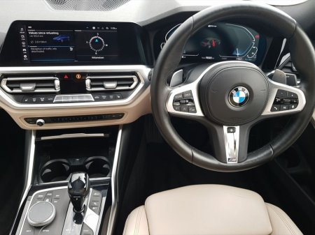 2021 BMW 3 Series - thumbnail 5