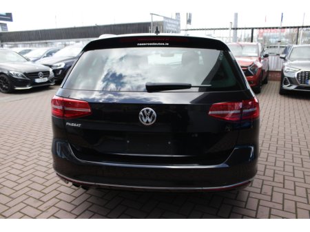 2018 Volkswagen Passat - thumbnail 5