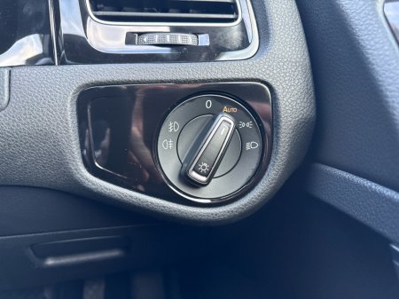 2014 Volkswagen Golf - thumbnail 16