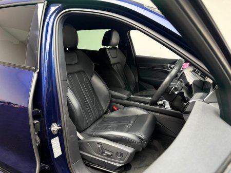 2023 Audi e-tron 50 BLACK EDITION QUATTRO €39,990 thumbnail