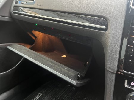 2019 Volkswagen Golf - thumbnail 16