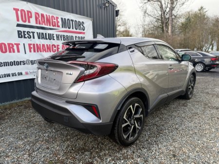 2018 Toyota C-HR 1.8 HYBRID LUNA €18,900 thumbnail