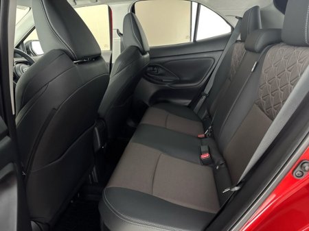 2024 Toyota Yaris Cross SOL Hybrid Top of the range €31,950 thumbnail