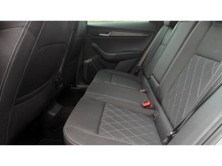 2023 Skoda Karoq SPORTLINE 2.0 TDI 115 BHP-VIRTUAL COCKPIT-KEYLESS-GREAT VALUE-BEST SPEC €32,950 thumbnail