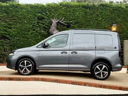 2025 Volkswagen Caddy CARGO ED TDI 122BHP A7F 2 €32,950 thumbnail