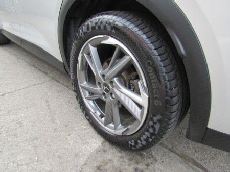 2021 DS Automobiles DS 7 Crossback E-TENSE PRESTIGE €28,950 thumbnail