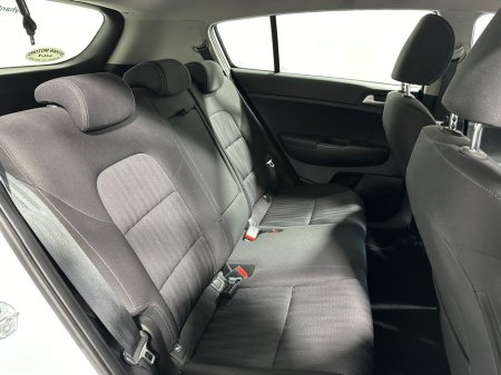 2020 Kia Sportage - thumbnail 10