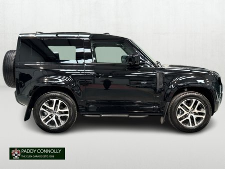 2025 Land Rover Defender 