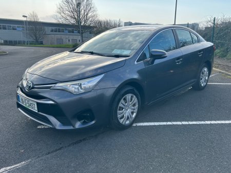 2016 Toyota Avensis - thumbnail 2