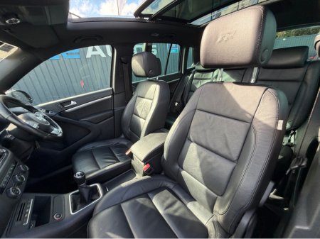 2016 Volkswagen Tiguan - thumbnail 41