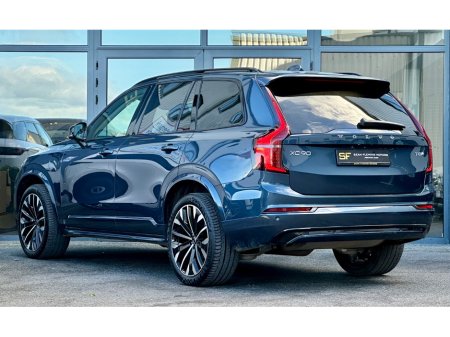 2025 Volvo XC90 - thumbnail 4