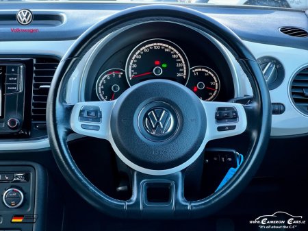 2013 Volkswagen Beetle - thumbnail 17