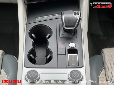 2020 Volkswagen Touareg DESIGN 3.0 TDI €44,900 thumbnail