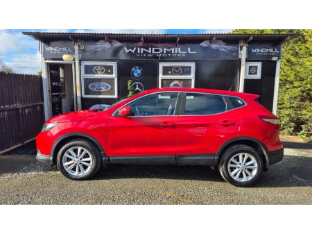 2015 Nissan Qashqai - thumbnail 4