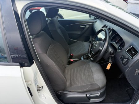 2015 Volkswagen Polo 1.2 TSI 3DR 90HP Comfortline + €10,990 thumbnail