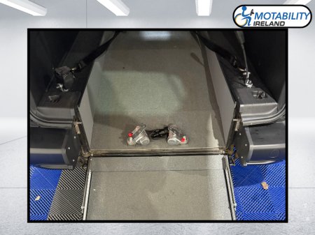 2023 Citroen Berlingo Wheelchair Accessible €42,995 thumbnail