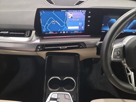 2024 BMW iX1 - thumbnail 19