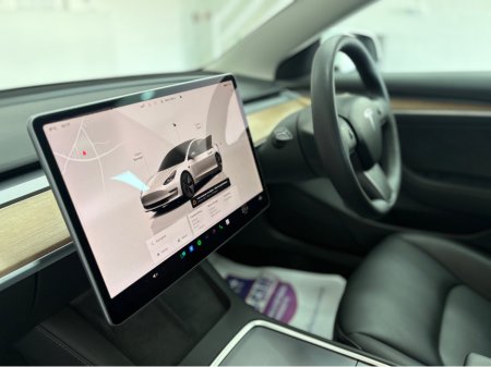2022 Tesla Model 3 - thumbnail 2
