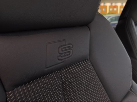 2021 Audi Q4 e-tron - thumbnail 11