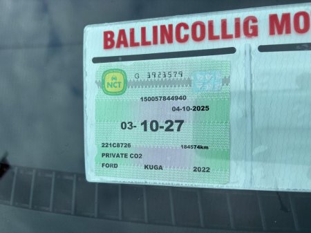 2022 Ford Kuga - thumbnail 3