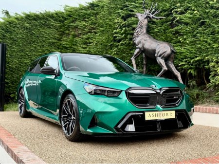 2025 BMW M5 PHEV AUTO TOURING