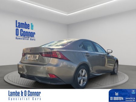 2014 Lexus IS 300 h - thumbnail 5