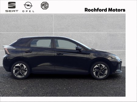 2026 MG MG4 EV - view 3