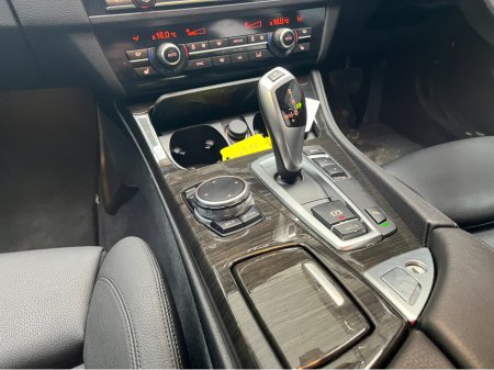 2017 BMW 5 Series - thumbnail 25