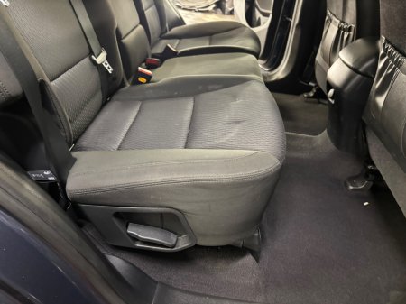 2017 Hyundai Santa Fe - thumbnail 11