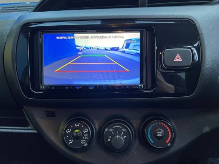 2018 Toyota Yaris 1.0 AUTO // REVERSE CAMERA // AIR CONDITIONING // LANE ASSIST €11,950 thumbnail