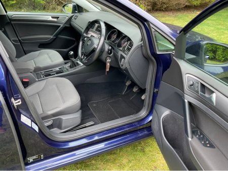 2019 Volkswagen Golf - thumbnail 18