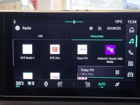 2025 Renault 5 Iconic Five 52kWh 150BHP * Best Range & Spec * thumbnail