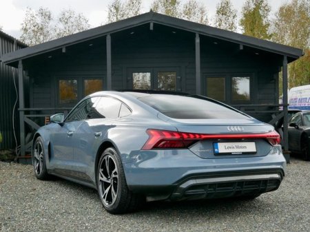 2024 Audi e-tron GT quattro - thumbnail 4