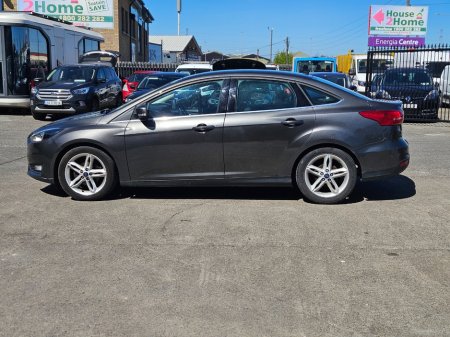 2016 Ford Focus - photo 4