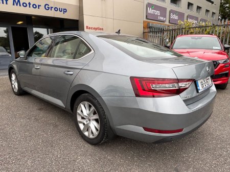 2018 Skoda Superb 1.6 TDI 120bhp Style €18,950 thumbnail